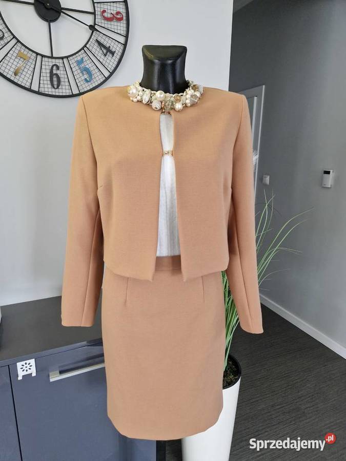 Elegancki klasyczny kostium Bez wzoru