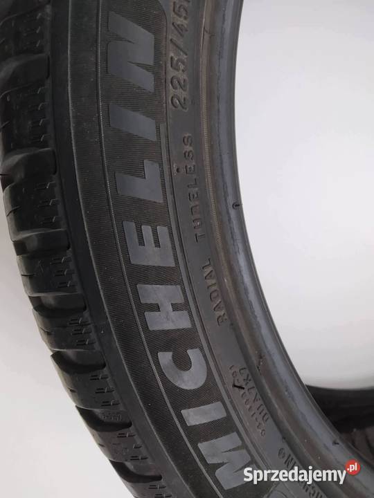 OPONA LETNIA MICHELIN CROSSCLIMATE 22545R19 3120
