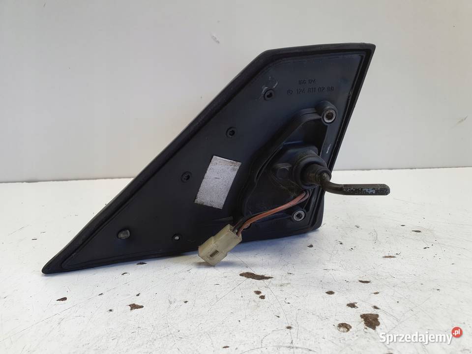 PRAWE LUSTERKO Mercedes 124 W124 PASAŻERA sprzedam