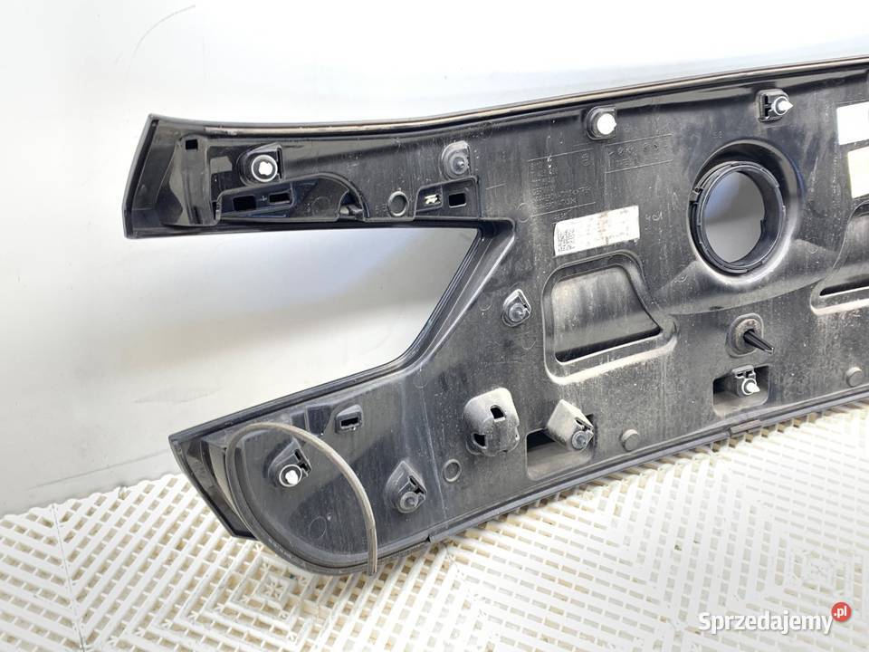 LISTWA BLENDA KLAPY TYŁ BMW F39 Crossover osobowe