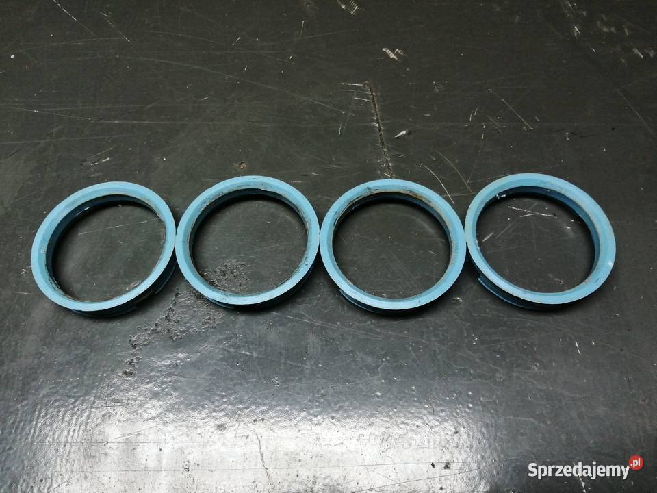 Pierscienie centrujące 726 na 641 koła felgi Sarnów