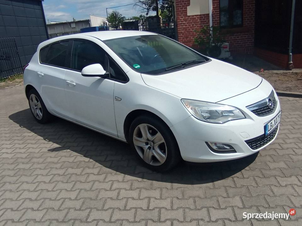 Opel astra J 14 benzyna 120 bogata wersja komputer pokładowy Poznań