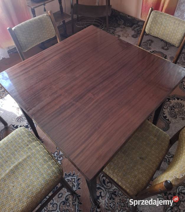 PRL Stół drewniany rozkładany krzesła drewniane świętokrzyskie Ostrowiec Świętokrzyski sprzedam