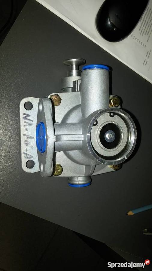 Zawór sterujący HL8011HW6011 instalacja Brzozówka