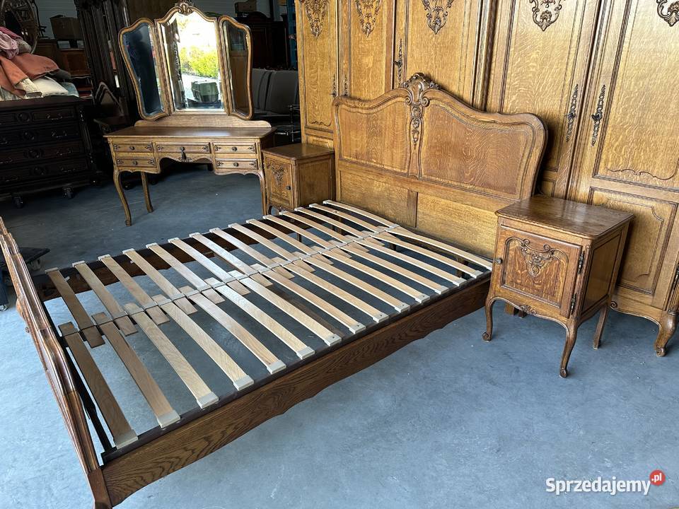 Ładna drewniana sypialnia łóżko szafki komoda Komplety mebli wielkopolskie Sławoszewek