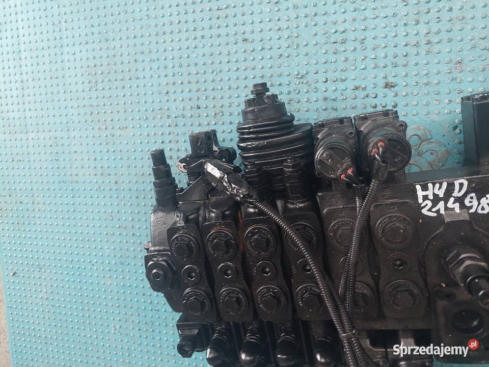 6 Sekcji Rozdzielacz Manitou 113700098 HYD 21498 Kielce