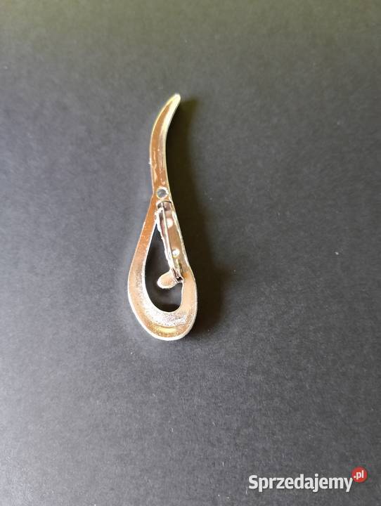 BROSZKA w kolorze srebrnym długa biżuteria boho Złotniki