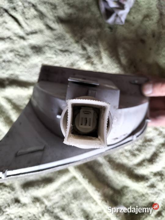 KIERUNKOWSKAZ LEWY MERCEDES SPRINTER kierunkowskazy Kamień-Kolonia sprzedam