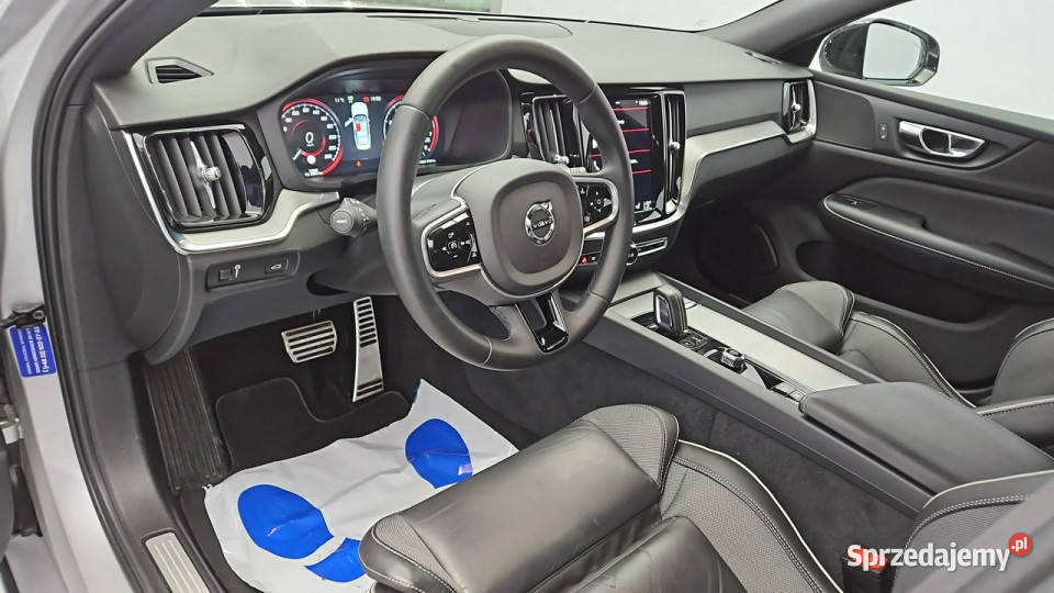 Volvo S60 B4 B RDesign aut Z Polskiego Salonu srebrny Warszawa