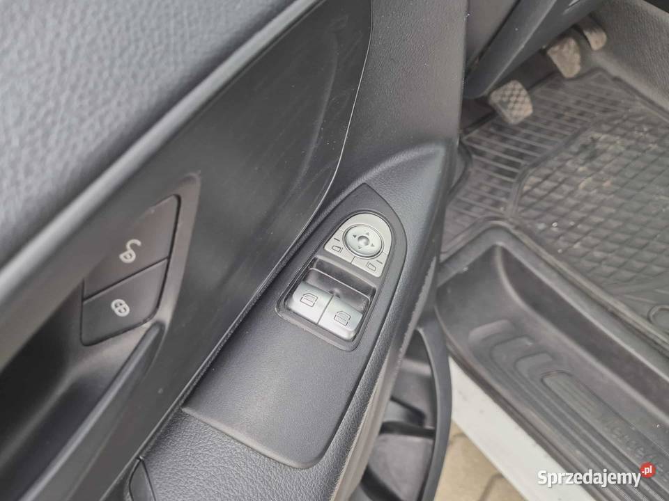 Mercedes Vito 2017 2143cm3 Warszawa