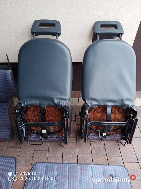 Komplet siedzeń z tapicerką drzwi i zagłówkami małopolskie Kraków