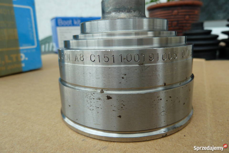 Przegub napędowy firmy GKN LOBRO typ 303320 Dębica