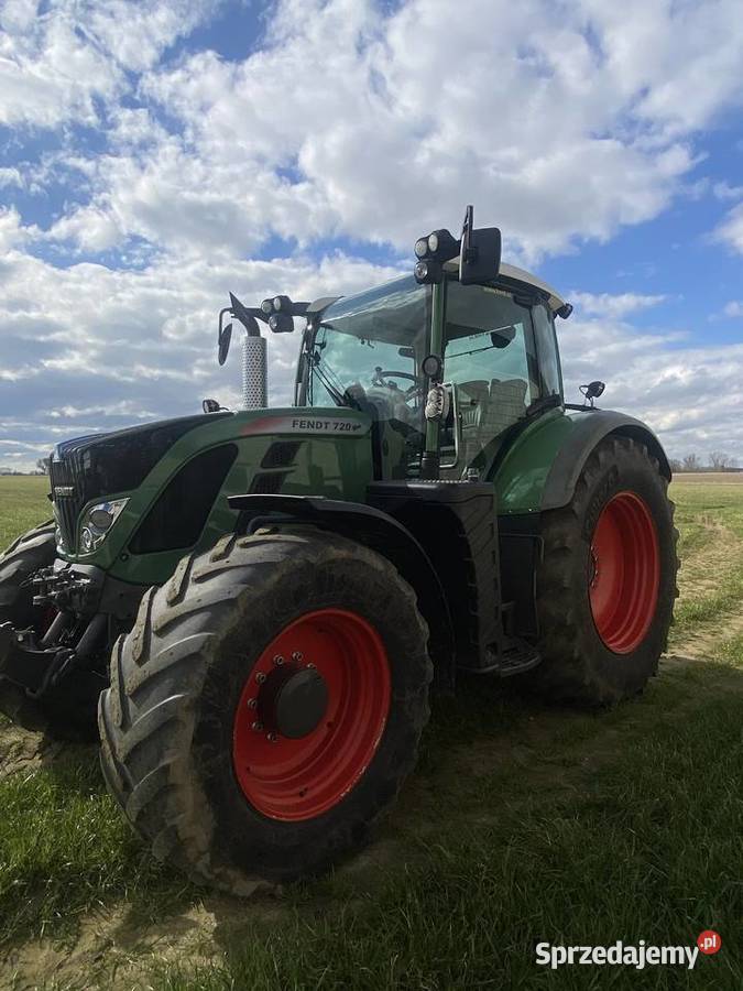 Fendt Vario 720 SCR Andrzejewo