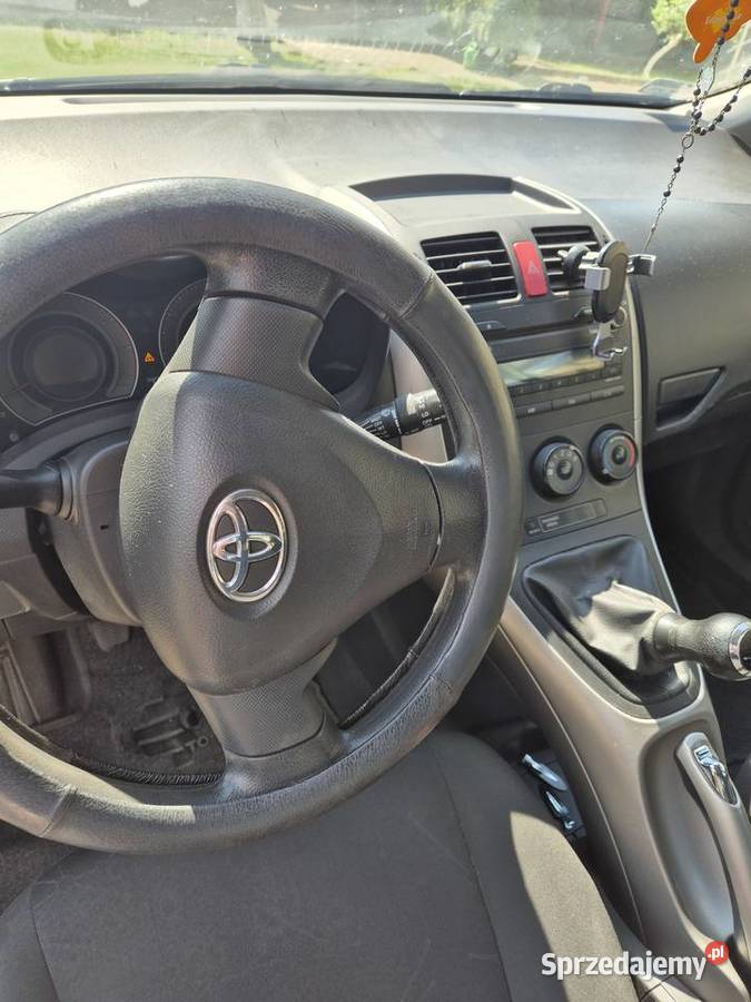Toyota Auris 124KM Grab