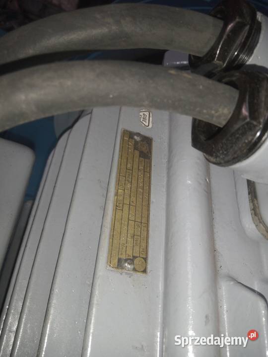 Śrutownik rozdrabniacz Bąk podkarpackie Medynia Głogowska