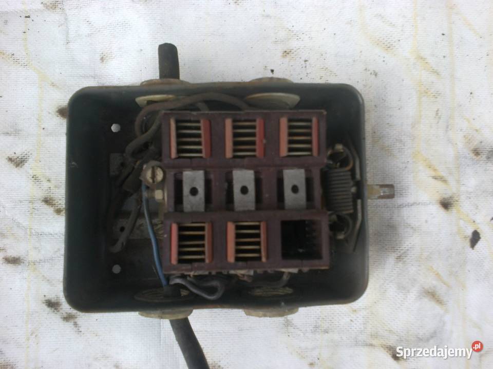 Puszka elektryczna metalowa Dąbie