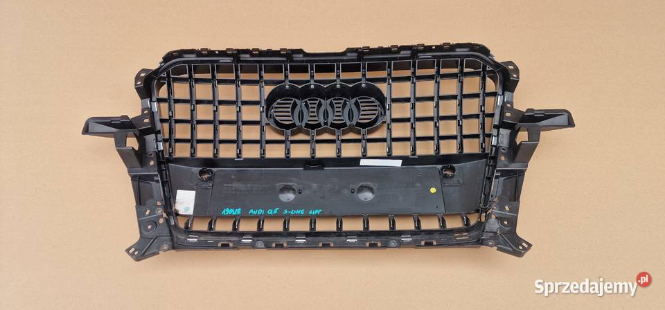 AUDI Q5 8R ATRAPA CHŁODNICY GRILL CHROM LISTWA