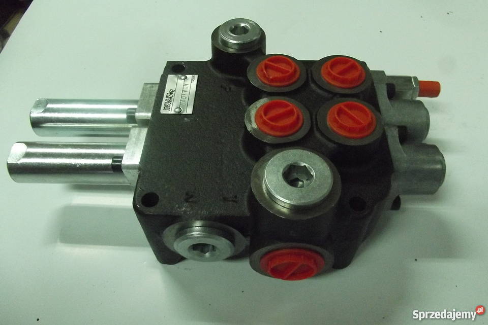 Rozdzielacz 2 sekcje pod joystick 80L Parczew sprzedam