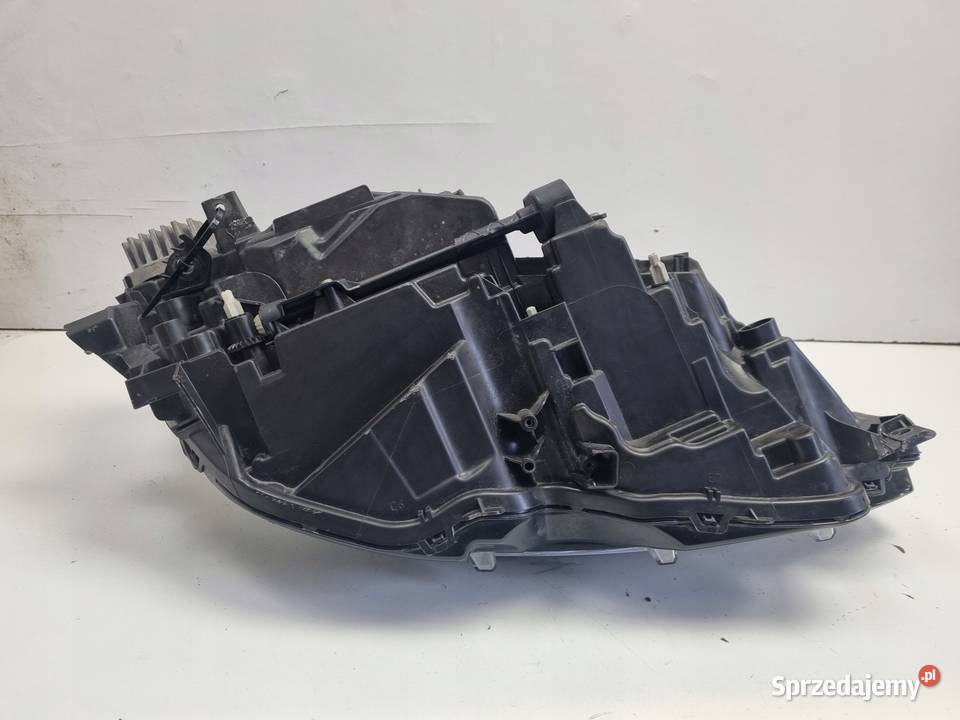 LAMPA LEWA Volvo XC60 II 1723r PRZEDNIA lewy Rudka