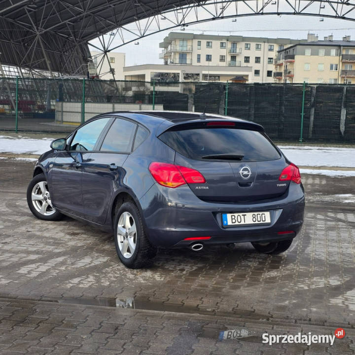 Opel Astra Opel Astra 14 Turbo Cosmo J 20092019 gniazdo USB Ostrów Mazowiecka