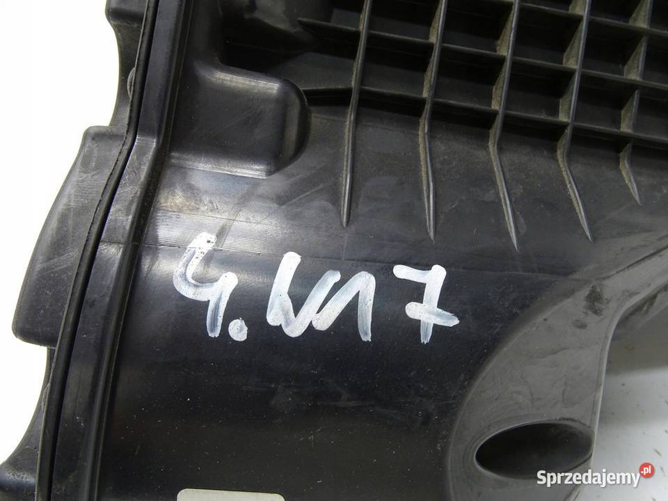 OBUDOWA FILTRA POWIETRZA 8K0133843L AUDI A4 B8