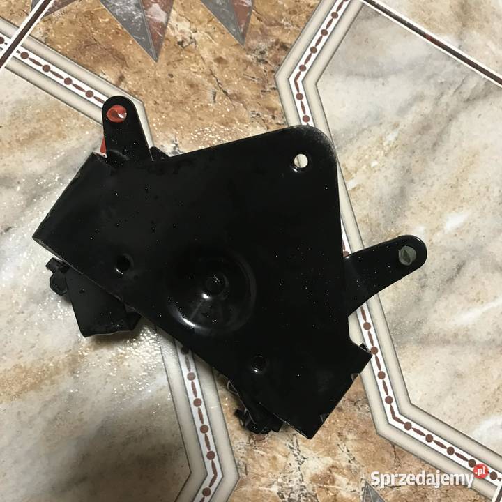 klamka 1500 pick up 2500 tylnej klapy pickup Tarnów sprzedam