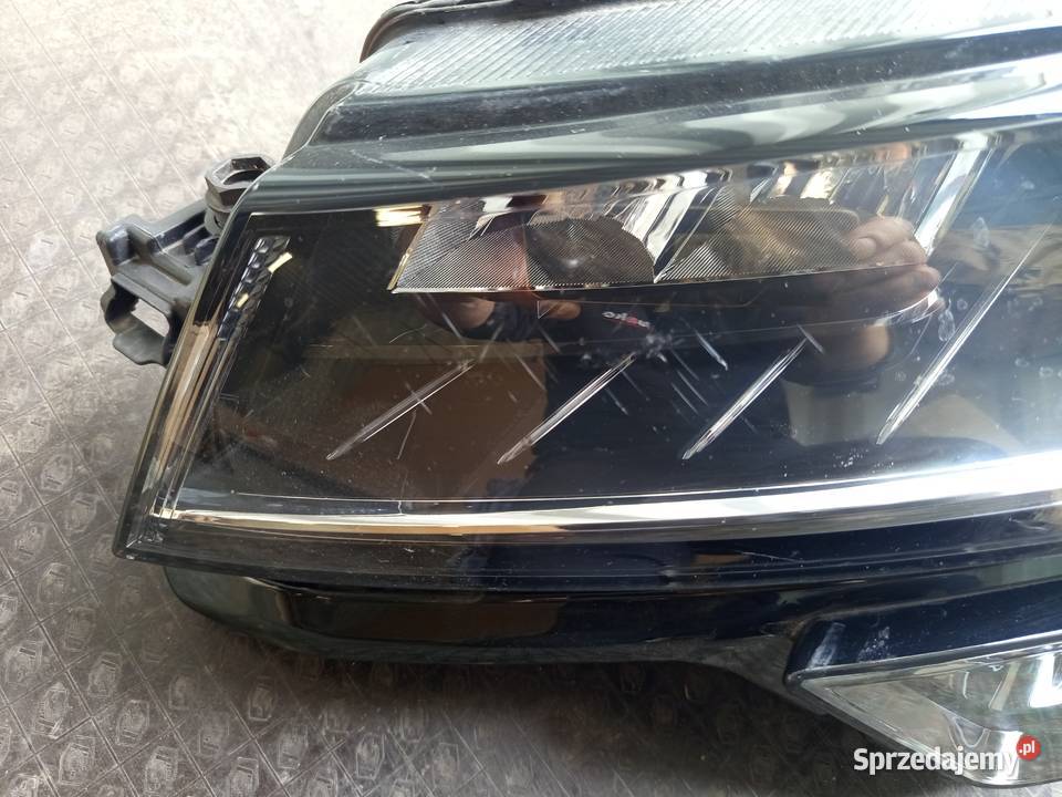 Reflektor lewy SKODA KAROQ orginal Lampy przednie Rzeszów