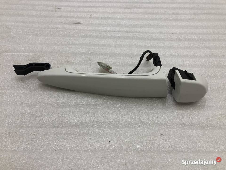 KLAMKA DRZWI PRAWY TYŁ BMW F31 ALPINWEISS osobowe wielkopolskie