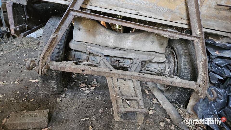 Wóz drewniany do ciągnika nieuszkodzony Przyczepy rolnicze Tomaszów Lubelski