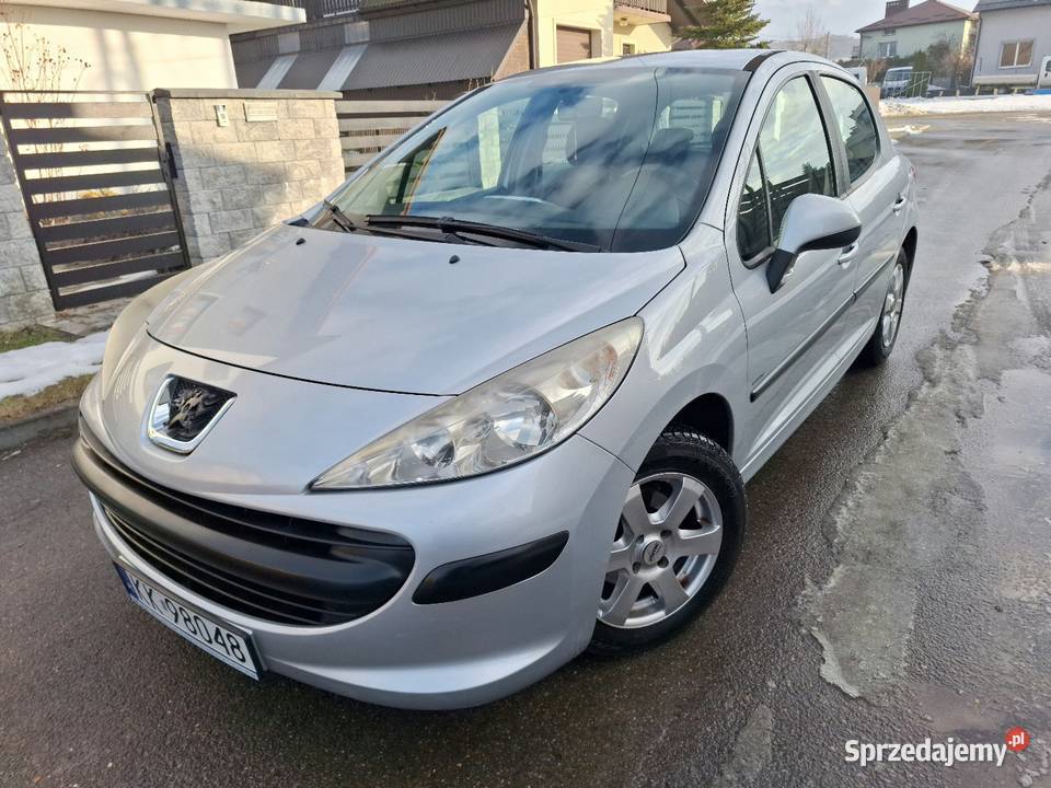 Peugeot 207 14 benzynaklimatyzacjaelektrszyby poduszka powietrzna Dębica