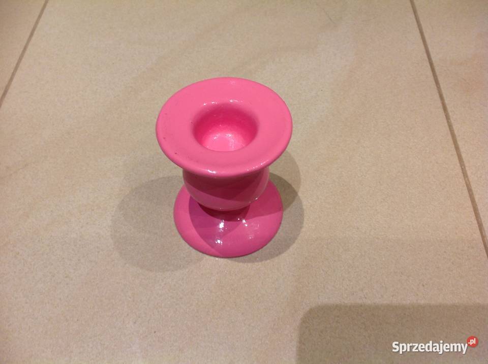 Świecznik Różowy Ceramiczny różowy Nowa Sól sprzedam
