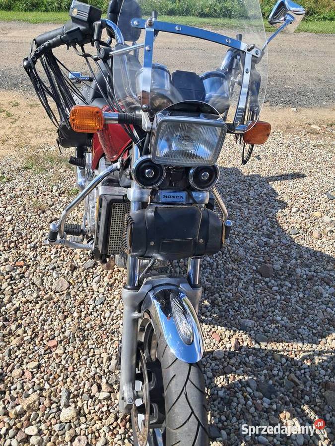 Honda Magna 750 Honda Sanniki