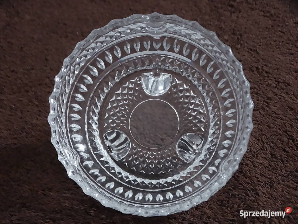 Elegancka Szklana Salaterka na Nóżkach Vintage
