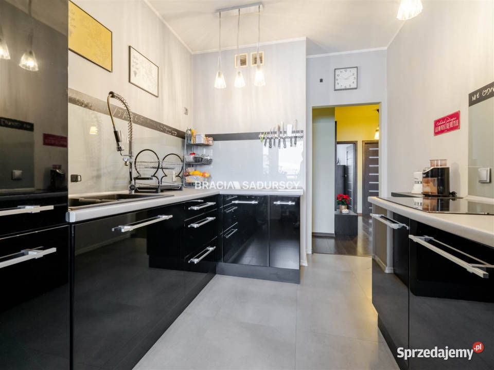 Mieszkanie Kraków 8408m2 3 pokojowe Nieruchomości