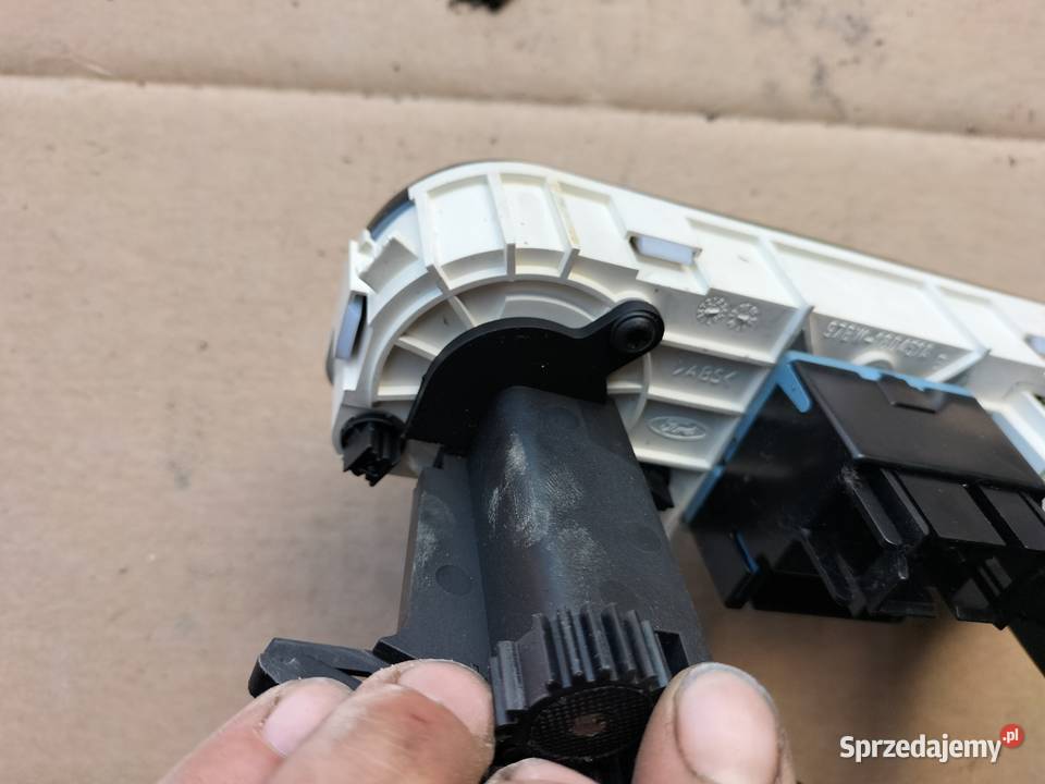 PANEL NAWIEWU KLIMATYZACJI FORD MONDEO MK2 MK 2 Kamień-Kolonia sprzedam