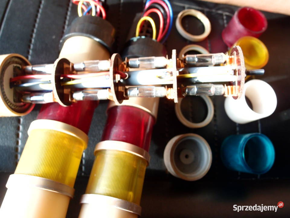 Lampa sygnałowa kolumna sygnalizacyjna 4 łódzkie