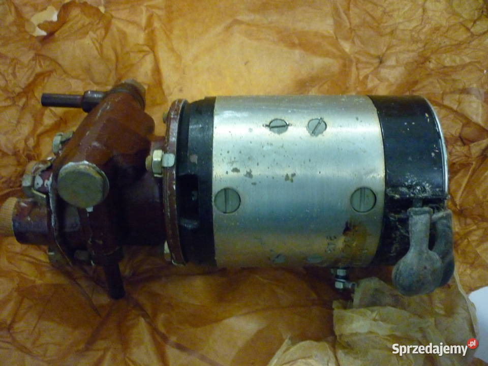 Pompa podtłaczająca olej do silnika czołgowego podkarpackie Dębica