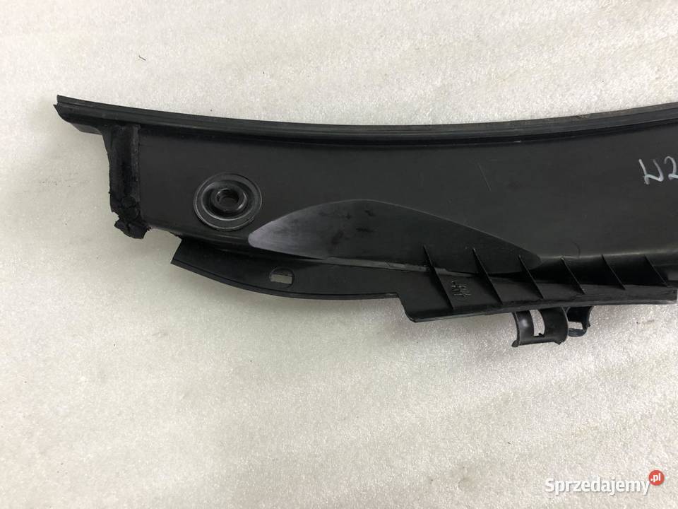 PODSZYBIE PLASTIKOWE 2038301713 MERCEDES W203 EU