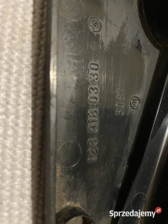 MercedesBenz W123 Osłona fotela czarna dolnośląskie