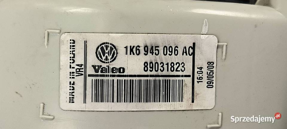 LAMPA PRAWA TYŁ VOLKSWAGEN GOLF V 1K6945096AC