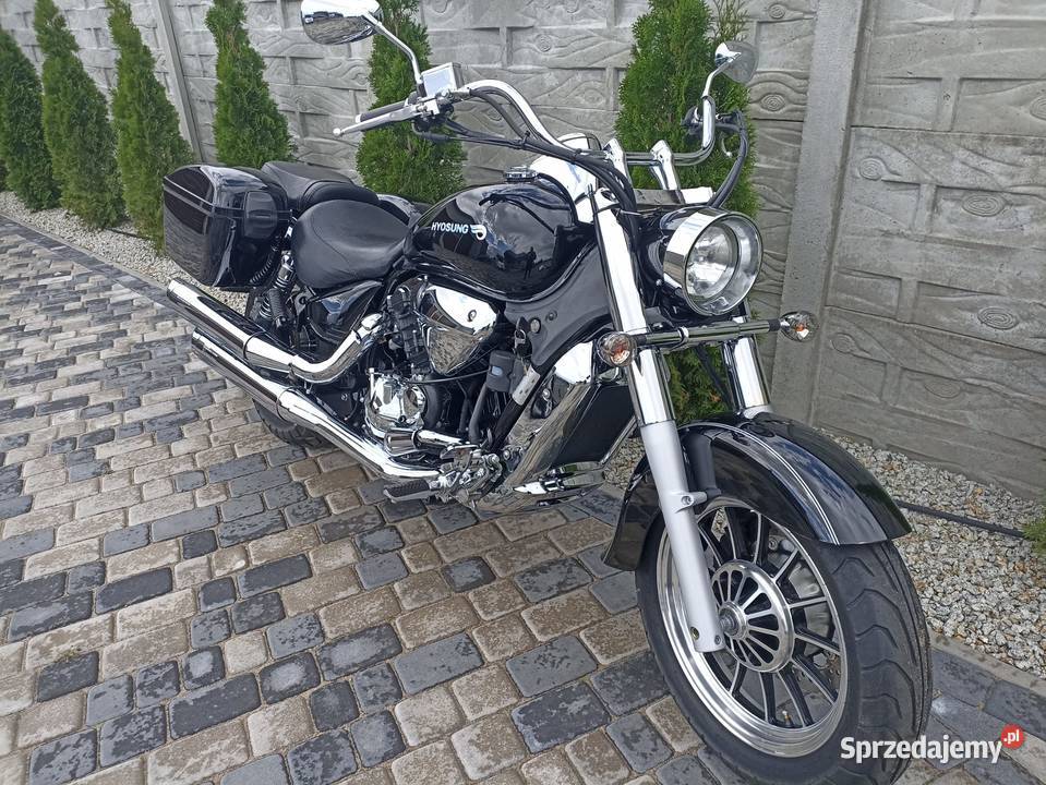 Hyosung ST7 Deluxe classic 700 Motocykle, skutery, quady kujawsko-pomorskie Bydgoszcz