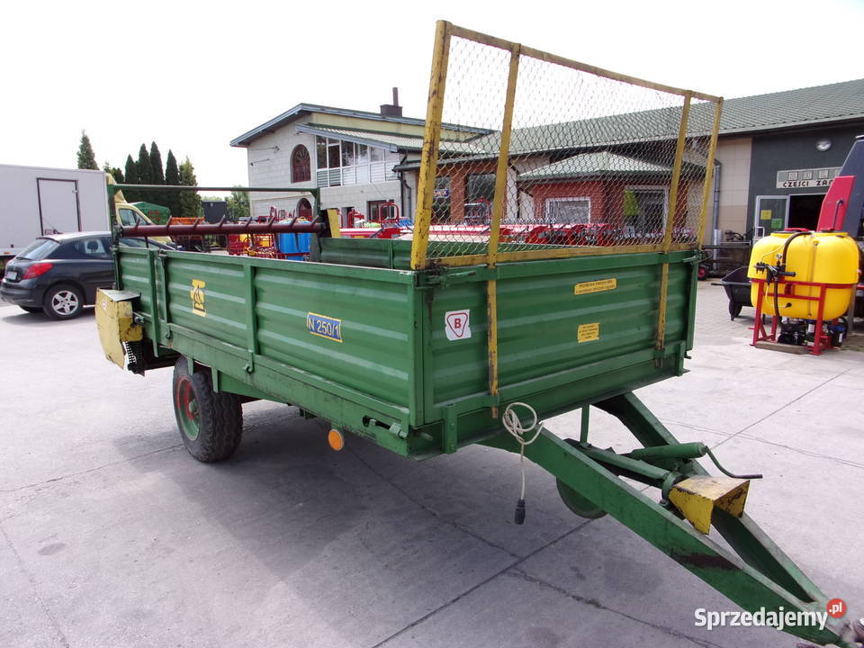 Rozrzutnik obornika kompostu 30 tony dostępny w Rozrzutniki obornika Opoczno