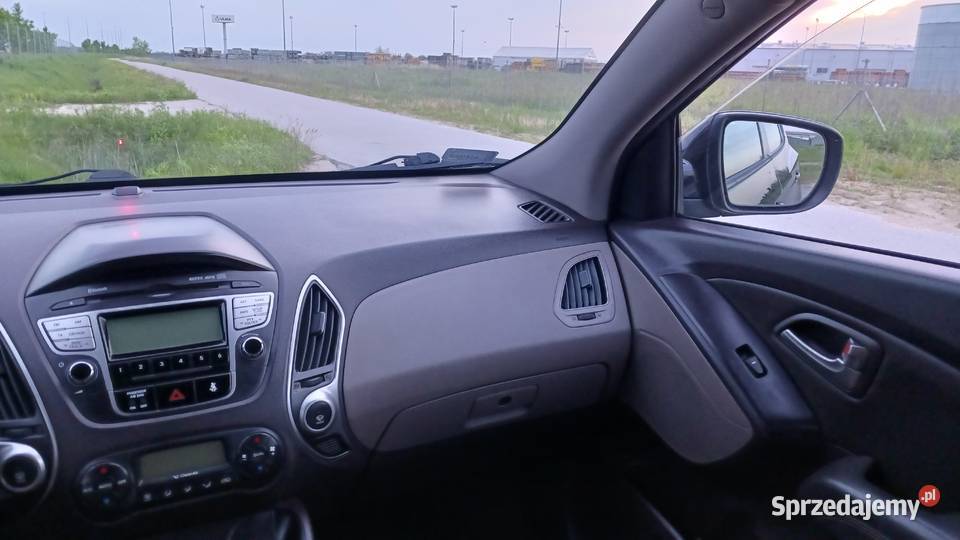 Hyundai ix35 20 CRDi Comfort 4WD manualna ix35 Pruszków sprzedam