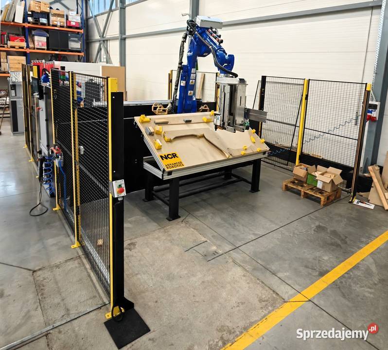 Robot do zbijania stelaży ram skrzyń boczków Wieruszów