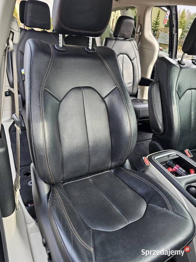 Chrysler Pacifica 2018 Touring L Plus 36 V6 291 Majków