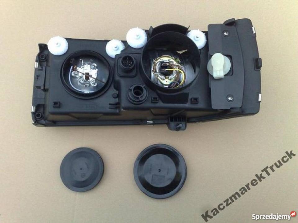 DAF XF LF CF REFLEKTOR LAMPA PRAWA NOWA WYSYŁKA ciężarowe Bieleń
