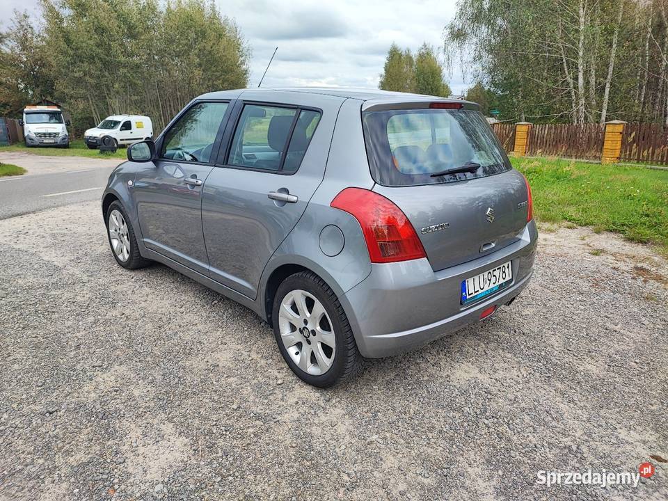 Suzuki Swift 15 benzyna Kozłówka sprzedam