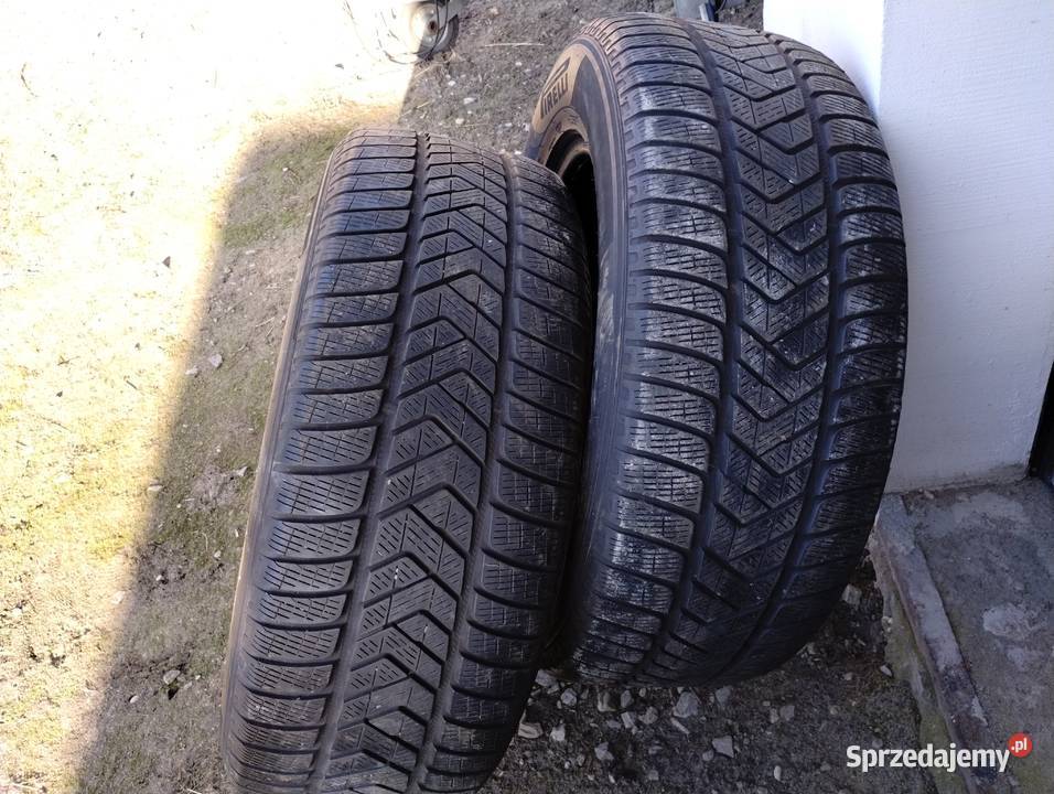 Opony zimowe 25560R18 Zduńska Wola sprzedam