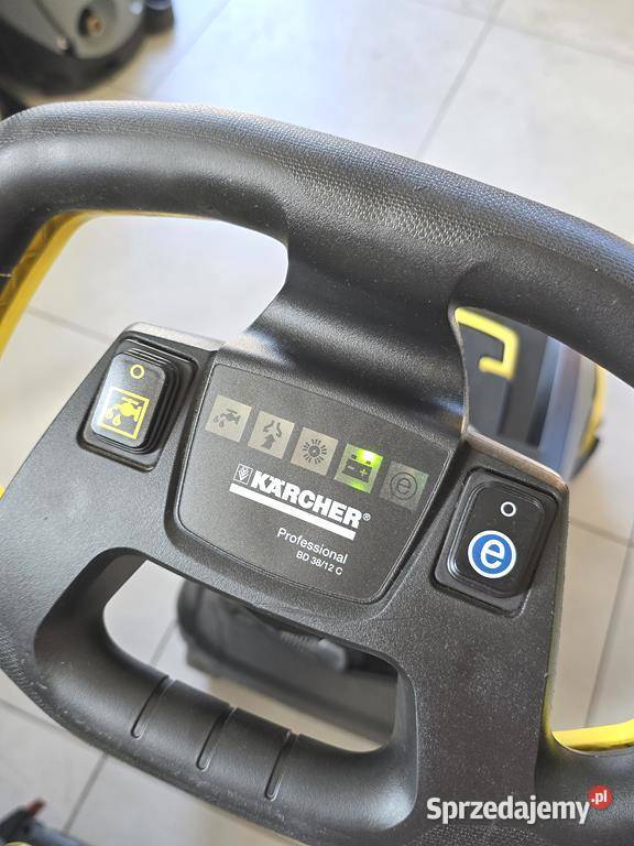 Profesjonalna Szorowarka KARCHER BD 3812 C Zduny