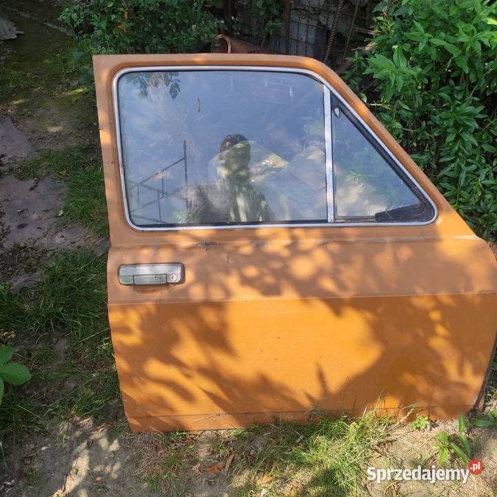 Drzwi prawe przednie zastawa zastava 1100p prl osobowe Dzierżoniów